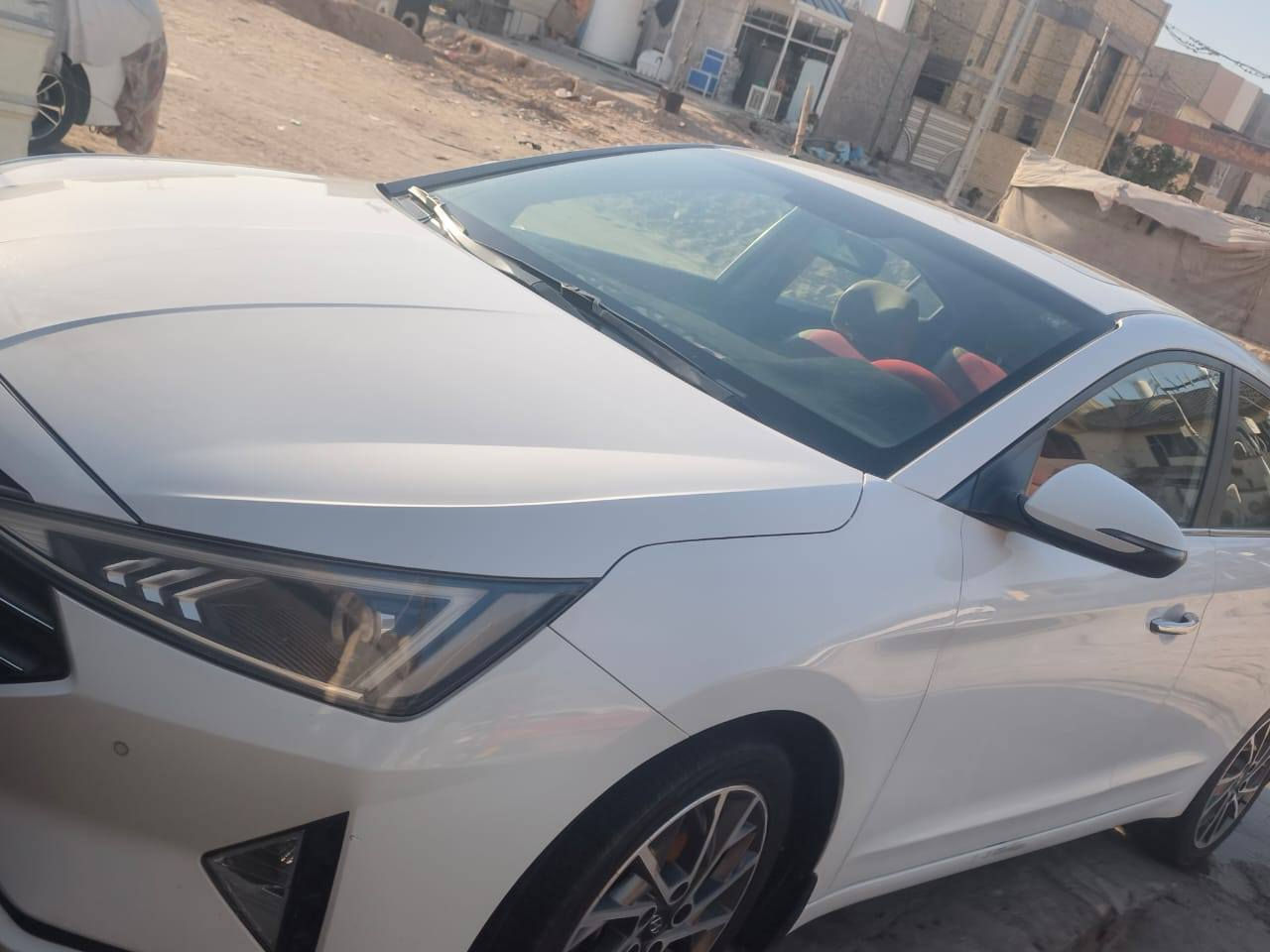 سلام عليكم إلنترا موديل 20 فول موصفات مكفولة كفالة عامة السعر 170 وبيهة مجال قليل ***********
