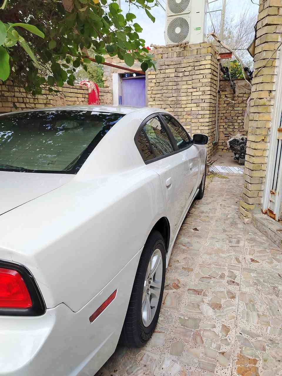 سلام عليكم جارجر موديل 12 رقم بغداد مشروع وطني سياره وارد كندي بيه صبغ قطعتين وسونار بل منشور سياره جاهزه مكينه جديد وكير وحداديه تبريد سياره جاهزه شاشه جبير وكامره دواخل عسلي مكان سياره ميسان سعره 142 رقم ***********

