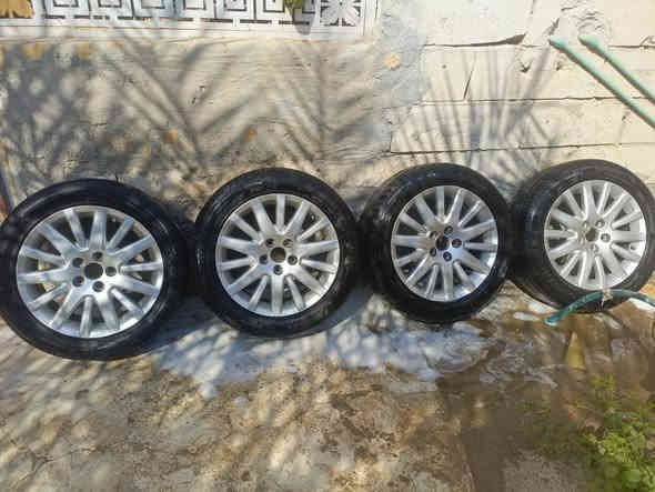 السلام عليكم ويل ماجستا نضيف بيه تخم تاير جديد هستوني شاده ذي قار سوق الشيوخ *********** 
السعر 450 وبيه مجال
