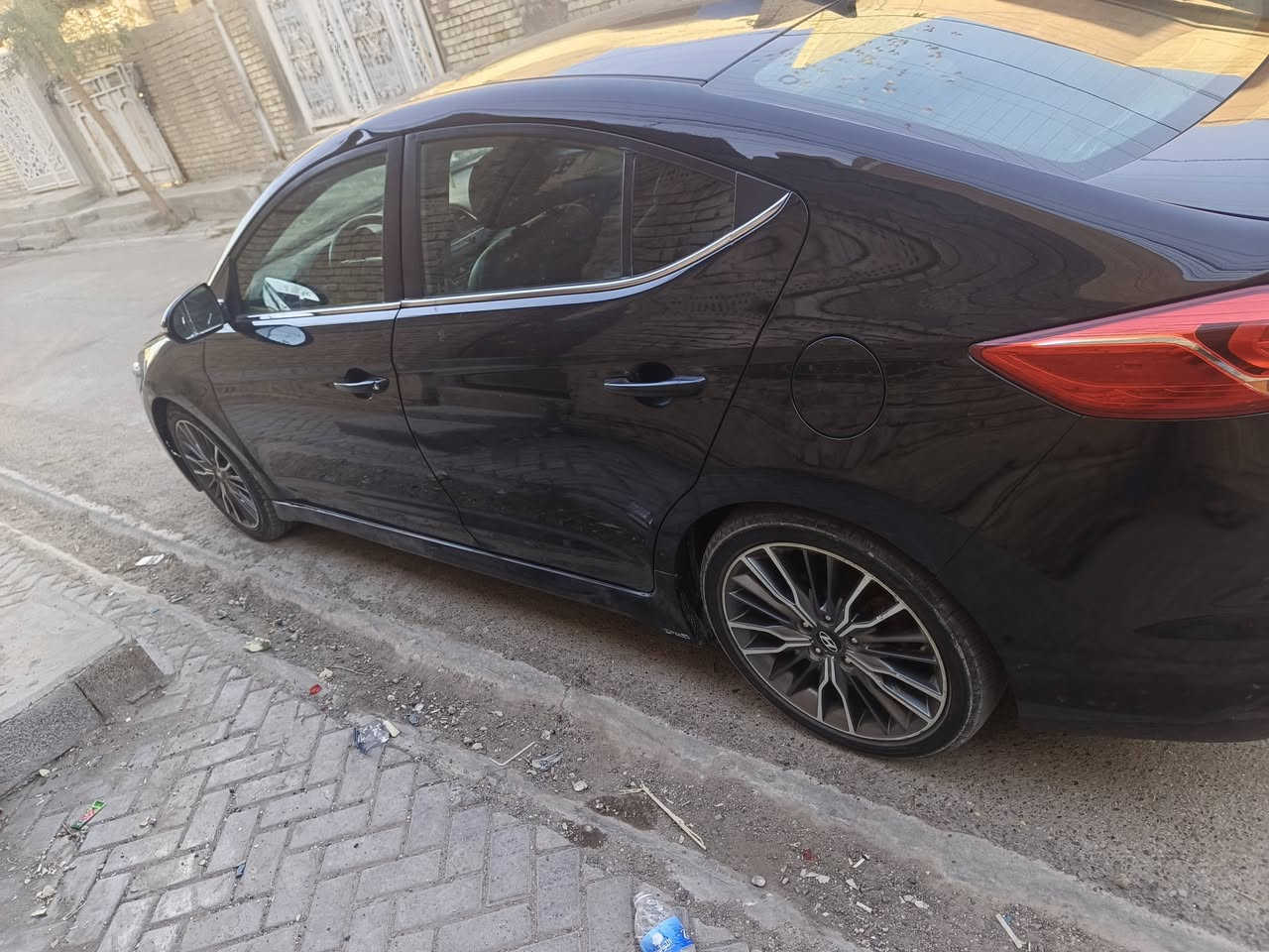 سلام عليكم النترا 2018 فول مواصفات المتدد سياره كامله مصبوغ صفح كامله محرك 1600 تربو بصمه فتحه السعر 120 وبيهه مجال العنوان بغداد ***********
