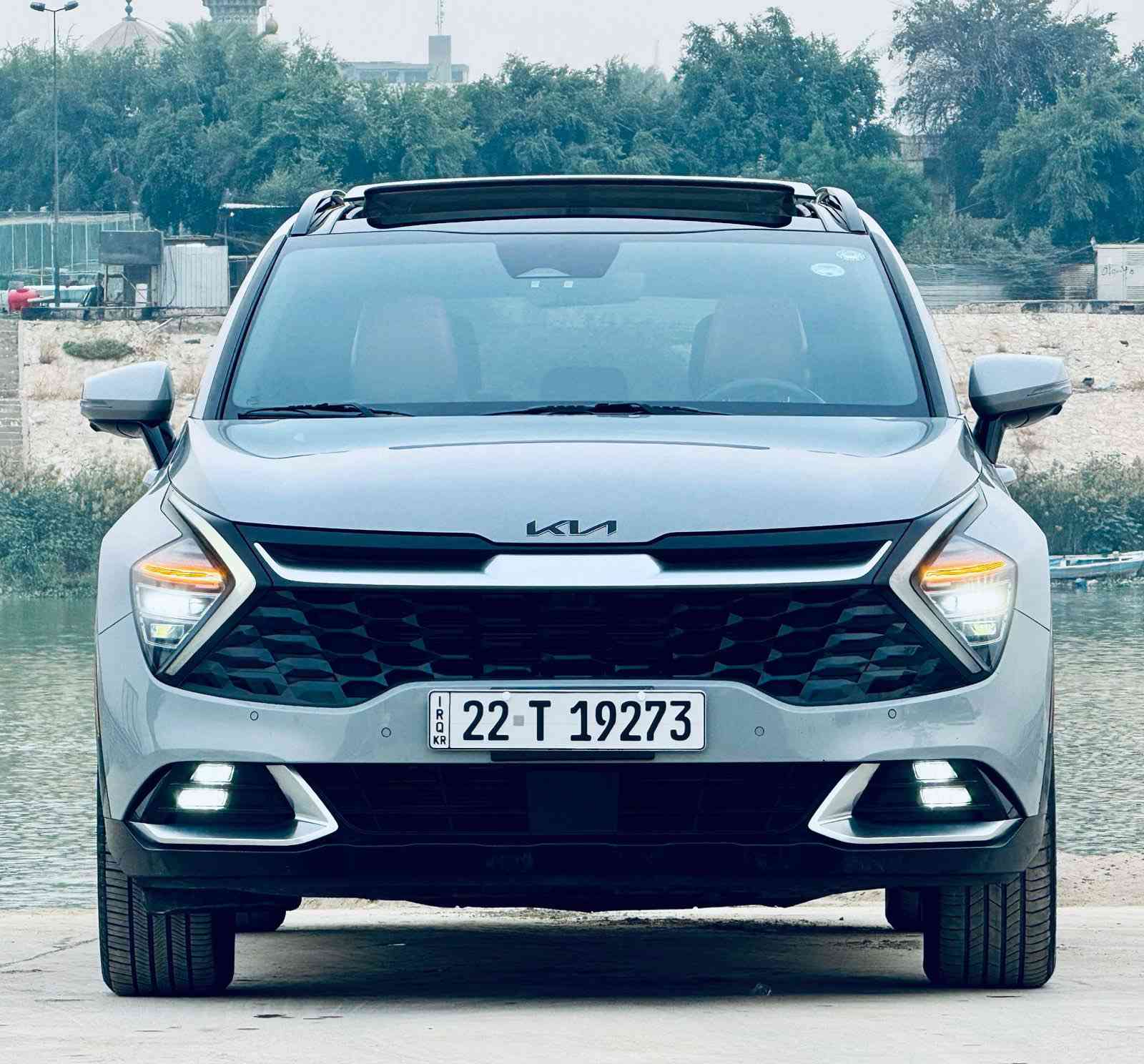 سبورتج 2023 SX برستيج فول الفول اعلئ فئة
الشكل الجديد
 رقم اربيل بأسم شركة وكالة او تحويل مضمون وارد امريكي وصور الحادث مرفقة مع الصور حادث جانبي  وسونار هم 
لون اسمنتي 

المواصفات 

: بصمة / بانوراما / 5 كامرات / تدفئة وتبريد كشنات / جنطة كهرباء / تشغيل عن بعد / شاشة ديجتال / جلد احمر/ كراسي كهرباء / كرسي خزن ميموري / تدفئة ستيرن / فور ويل / اطفاء ذاتي / شاحن وايرليس / هندبريك دكمة / حساسات امامي وخلفي / قطعتين تبريد / مود درايف / LED امامي وخلفي / بلوجكتر LED / محرك 2500 / مانع انحدار /  اوتو هولد / مانع انزلاق / رادار امامي / رادار جانبي 
مكاني الكاظمية 
للتواصل والاستفسار : 
***********
