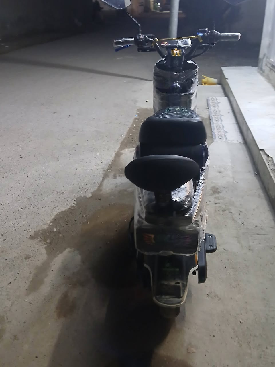 سلام عليكم  ماطور شحن R9للبيع  فول نضافه  من شركت SAW   ستفسار عل رقم *********** او خاص
