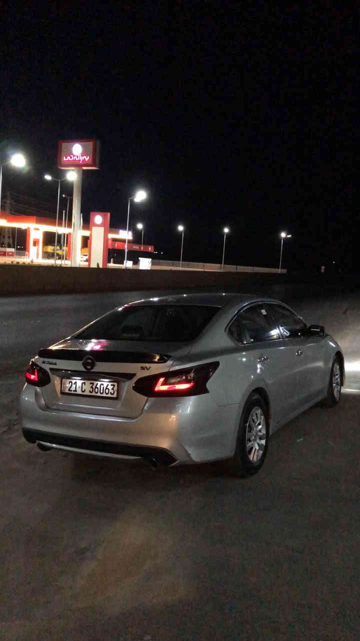 سلام عليكم للبيع التيما 2018 مواصفات sv لون سلفر 
ماشيه 121 ميل سياره بيها 4 قطع صبغ وايرباك 
سنويه بسمي بطاقه بنزين موجود سعر 120
وبيها مجال مكاني كركوك
***********
*********** كركوك, العراق
