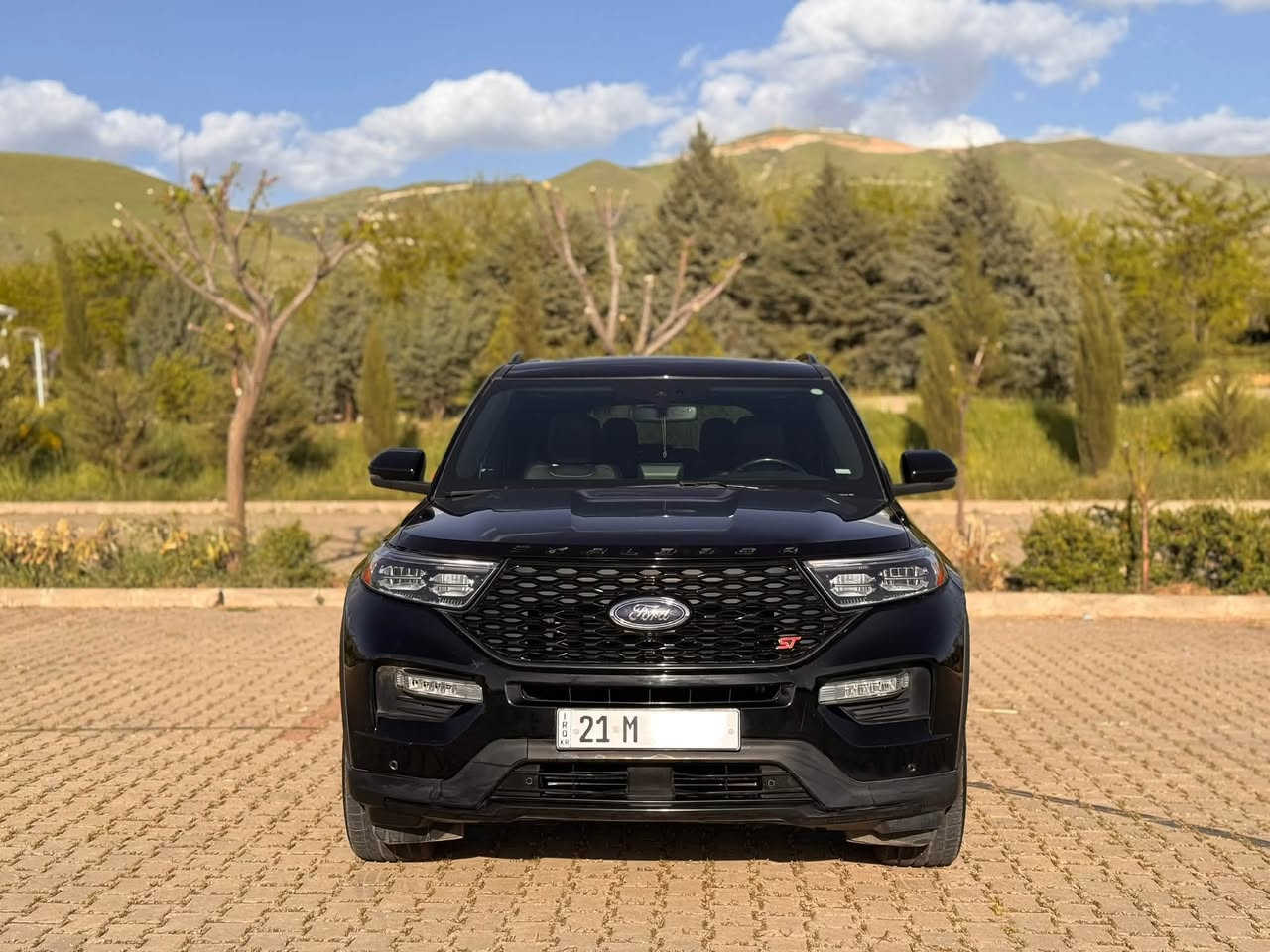 FORD  EXPLORER  2022    ST   V6  400HP
فول مواسەفات بی دەعم پارچە دزراوە بۆنید سندوق بیلاد گۆراوە. لەگەڵ کوشنو بەرگە دەرگانی 
سەیارەکە بی کیشەیە هەموو شتی بەشەرت. 
تکایە ئەگەر موشتەری نیت نامە مەنیرە. 
🔹268$🔹
☎️.   ***********
