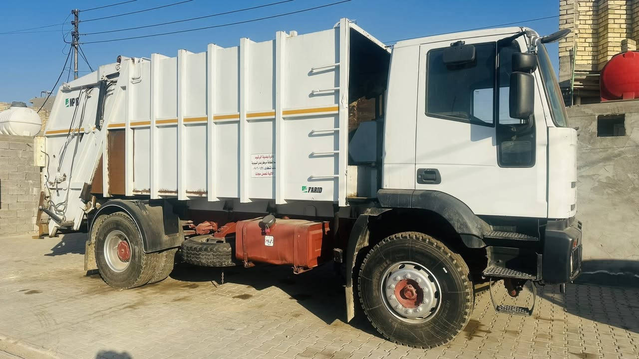 سلام عليكم كابسه افيكوللبيع موديل 2000سياره بسمي سنويه جديده ورقام جدد ***********
