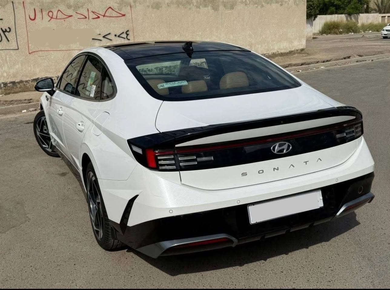 السلام عليكم
للبيع سوناتا 2024 مطلوبة للمصرف نظام مقترض وكفيل موظفين بالصحة من نفس البيت
فول مواصفات 1/1 هايبرد
ماشية20 الف
السيارة بوضع الشركة حالها حال الزيرو اي نقص او عيب مابيها مكفولة من جميع النواحي
السعر 205 وبيه مجال 
مكان السيارة البصرة

***********
