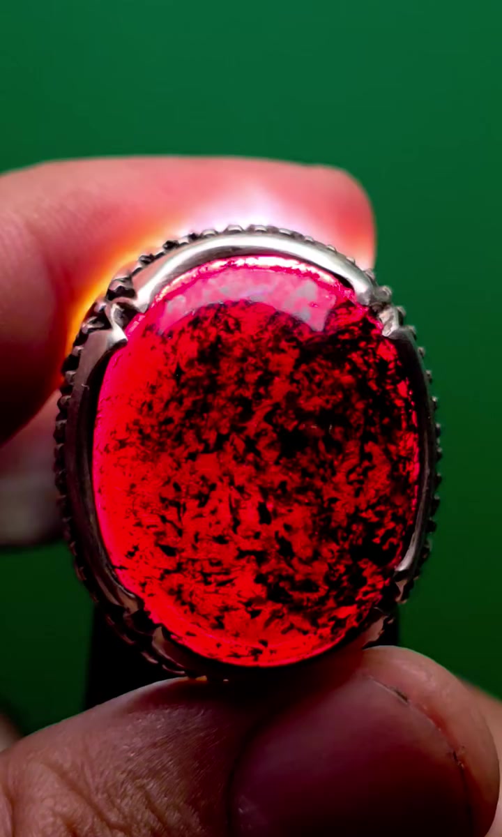 سبحان الله الخالق المبدع..
ياقوت الزريجي او (الرودلايت)..

ملاكط الزريجي قديم 💯

كأسية ~ عملاقة ~ صافية ~ نقية ~ جمرة🔥

صياغة المبدع علي بمبع🥰


**إذا كنت صاحب هذا الإعلان وتريد حذفه لأي سبب، رجاءا أرسل رسالة إلى الدعم الفني**