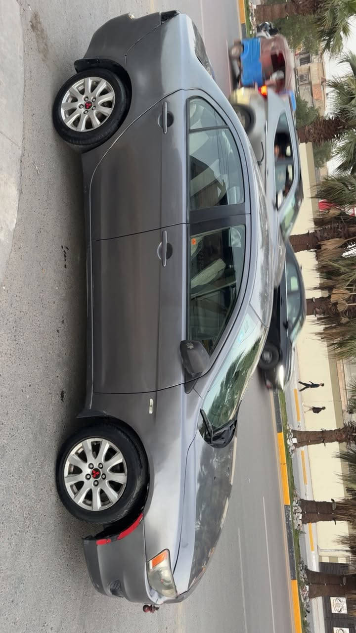 لانسر قرش موديل ٢٠١٠ رقمها مشروع وطني
محرك ١٦٠٠ جديد صار تقريبا عشرة ايام تم تركيبه 
الكير اوتو 
تبريد شغال 
الحدادية الامامية جيدا جدا ودرايم شفتات حاوية جدد 
الحدادية الخلفية تعبانة 
وحادثها جزء من جاملغ الامامي وجزء من الباب الامامي ارباك ستيرن مصبوغة حزام 
وسعرها ٧٢ وبي مجال
مكانها بغداد 
مكلف بالنشر اي تفاصيل اتصل على الرقم
***********
