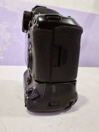 كانون 5D مارك4 • عدسة 70-200 2.8 • خط أزرق شاشة