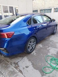 كيا فورتي موديل 2019 حادثها جاملغ وبنيد   كير AT   ماشيه 88 الف    سيا...