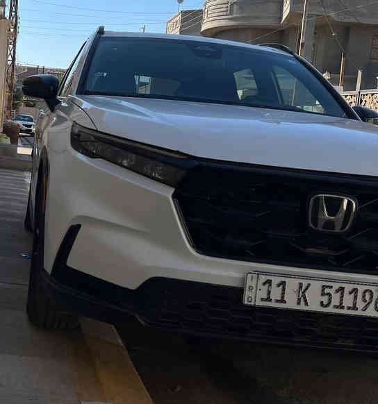 السلام عليكم 
عشاق الياباني.
للبيع 
هوندا  🄲-🅁-🅅.
موديل. 2024
_سبورت ..هايبرد+بانزين.. كشن كهرباء .. فتحه .. بصمه .. رادارات مواصفات السبورت معروفه
محرك 2.0 هايبرد 
فئة 🅂🄿🄾🅁🅃
مواصفات
فتحة
بصمة
كشن كهرباء
زنون 
شاشة 
وبيها هواية مواصفات 
ماشية. 19 كم
رقم بغداد مشروع وطني باسمي تحويل مباشر. 
حادثه موضح بالسونار صور السونار مرفقه
السعر. 21..$.وبيه مجال
مكان السياره فلوجه. 
***********
***********
***********
