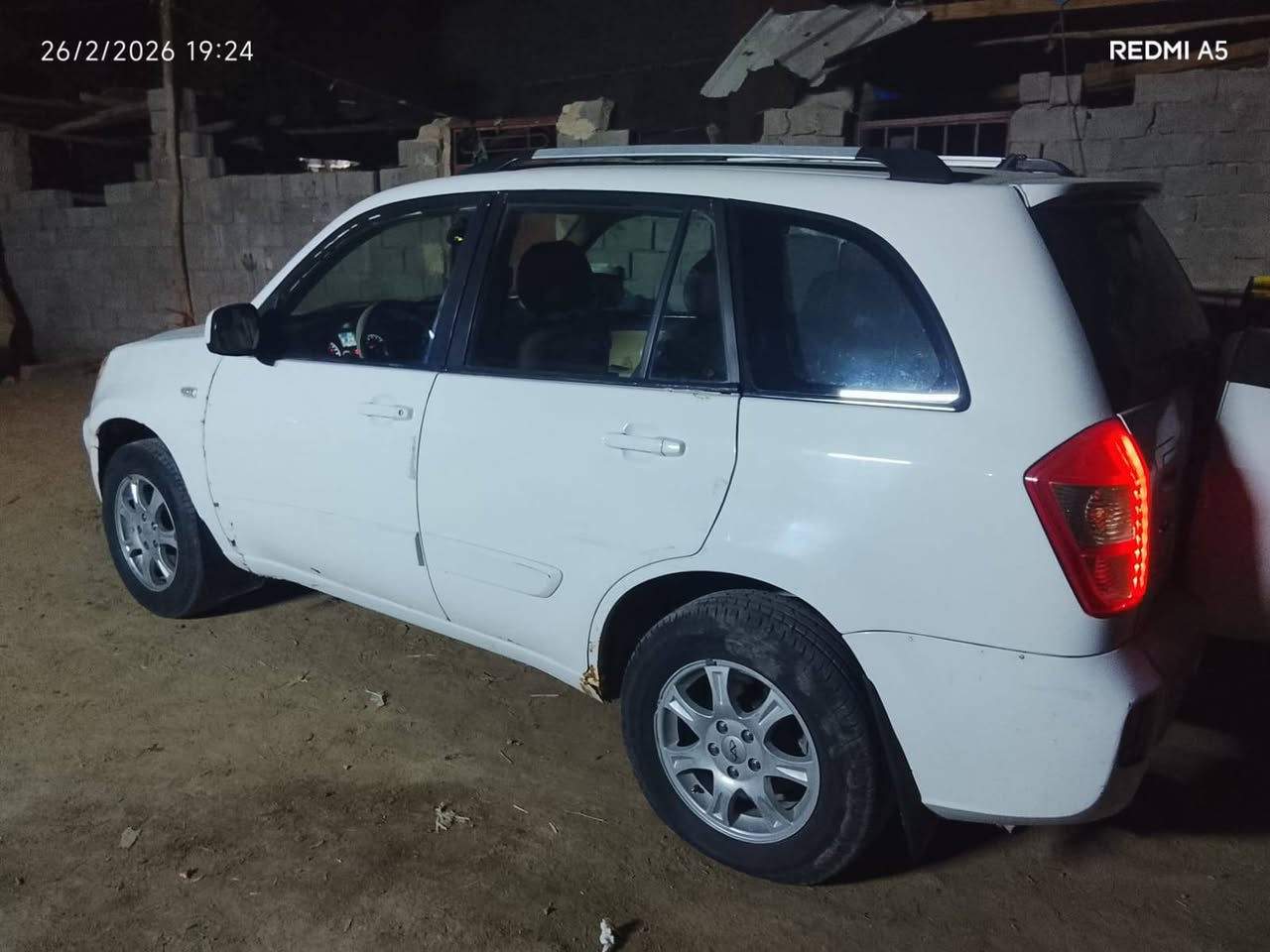 سلام عليكم ساره تيكو للبيع سياره جاهزه مكفوله مكينه وكير حداديه حلوه سعره 38وبيها مجال رقمه بابل ارماني الجديد مكاني بصره كرمه علي وهاذه رقمي ***********
