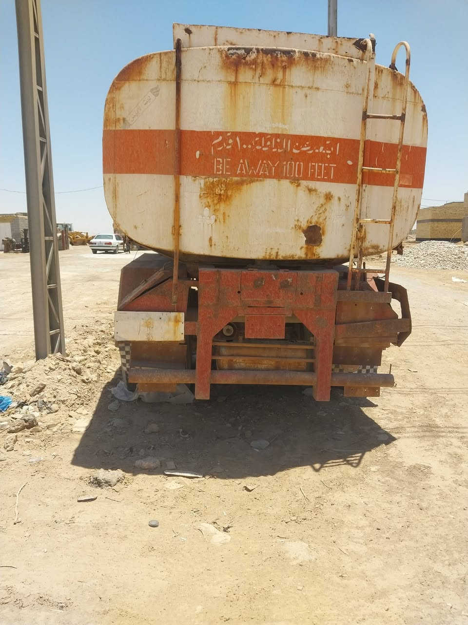 صهريج مغلون حموله ٣٦ داخله نضيف جدا تايرات ربع عمر حجم ٢٤ السعر ٢٥ بي مجال ***********   *********** موجود بلعماره
