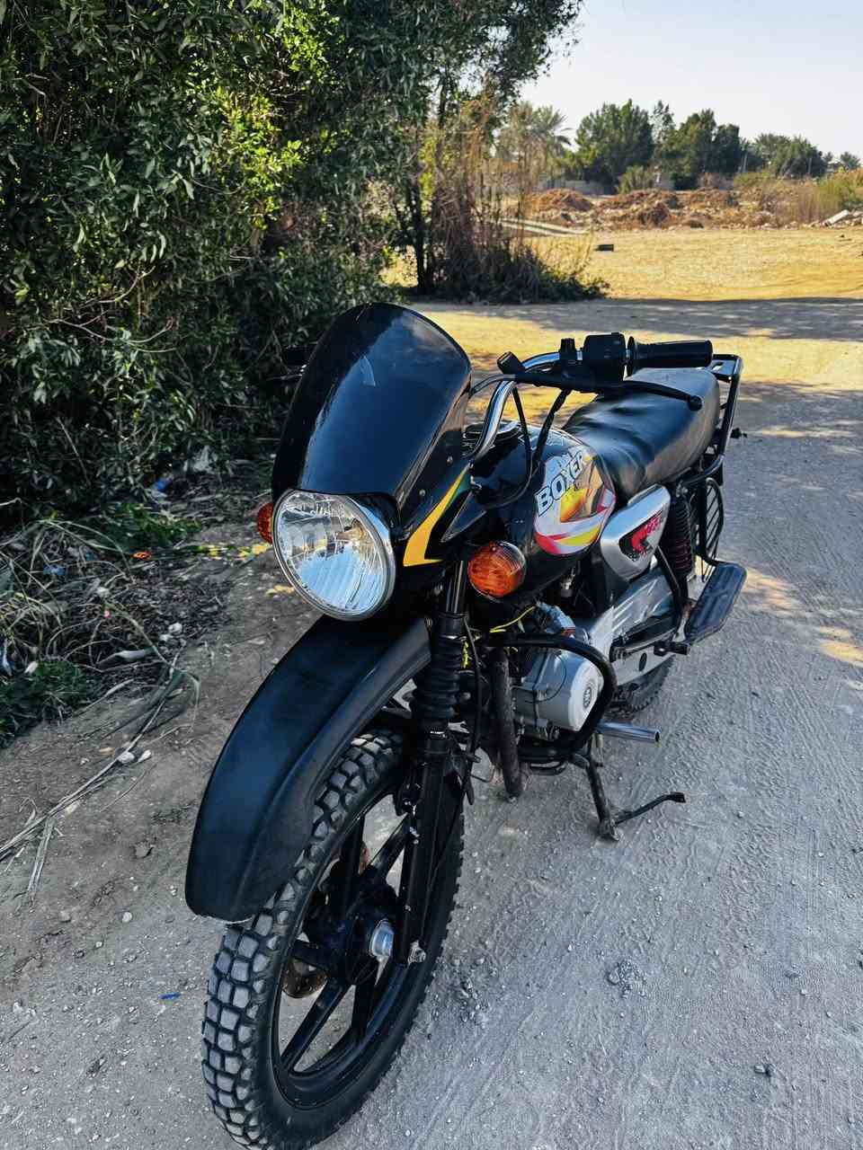 السلام عليكم بوكسر ٢٠ اوراق اصولي مكان  حله ابو غرق ممتواجد ما سنجر ***********
