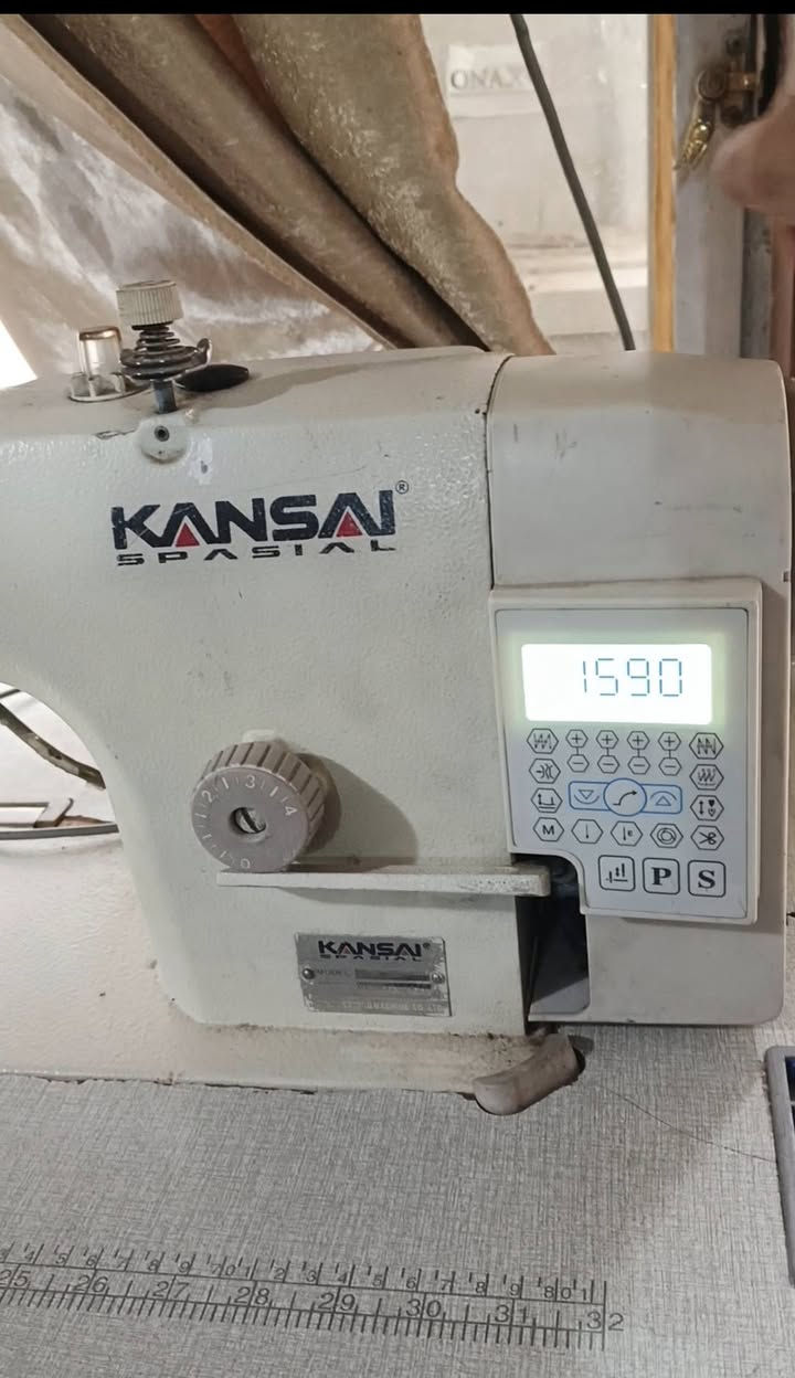 مكينة كانساي صناعية فول اوتوماتيك نظيفة كانت شغالة بصورة جيدة حولناها من مكانها الى مكان ثاني في البيت شغلناها ماتشتغل احنا مانعرف الها وما عدنا احد ياخذها للتصليح فقررنا نبيعها على حالتها الي تفيده يجي يشوفها وياخذها السعر 200 الف مكاني الشعلة
علما اشتريناها قبل خمسة اشهر ب(350) الف


**إذا كنت صاحب هذا الإعلان وتريد حذفه لأي سبب، رجاءا أرسل رسالة إلى الدعم الفني**