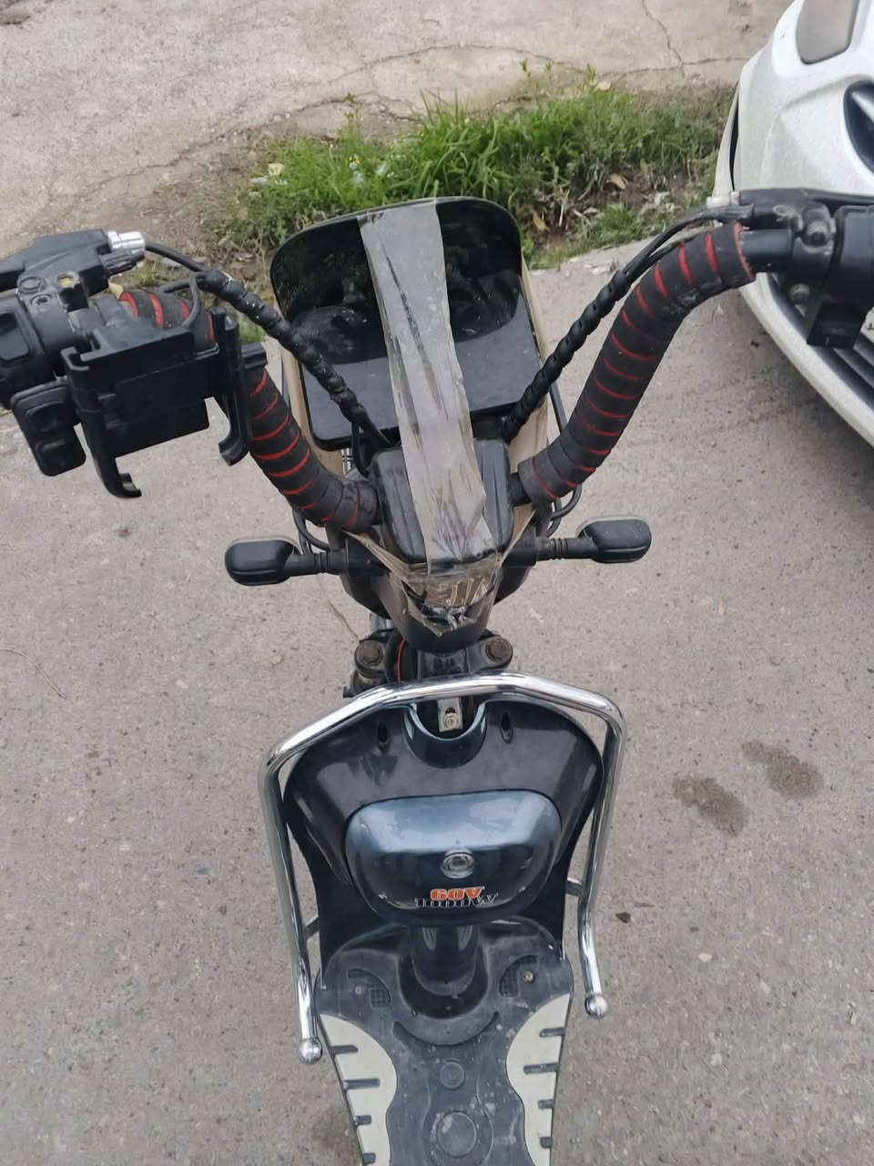 الحجم 20 السعر 150 وفي مجال يعوزه بس باتريات ***********
