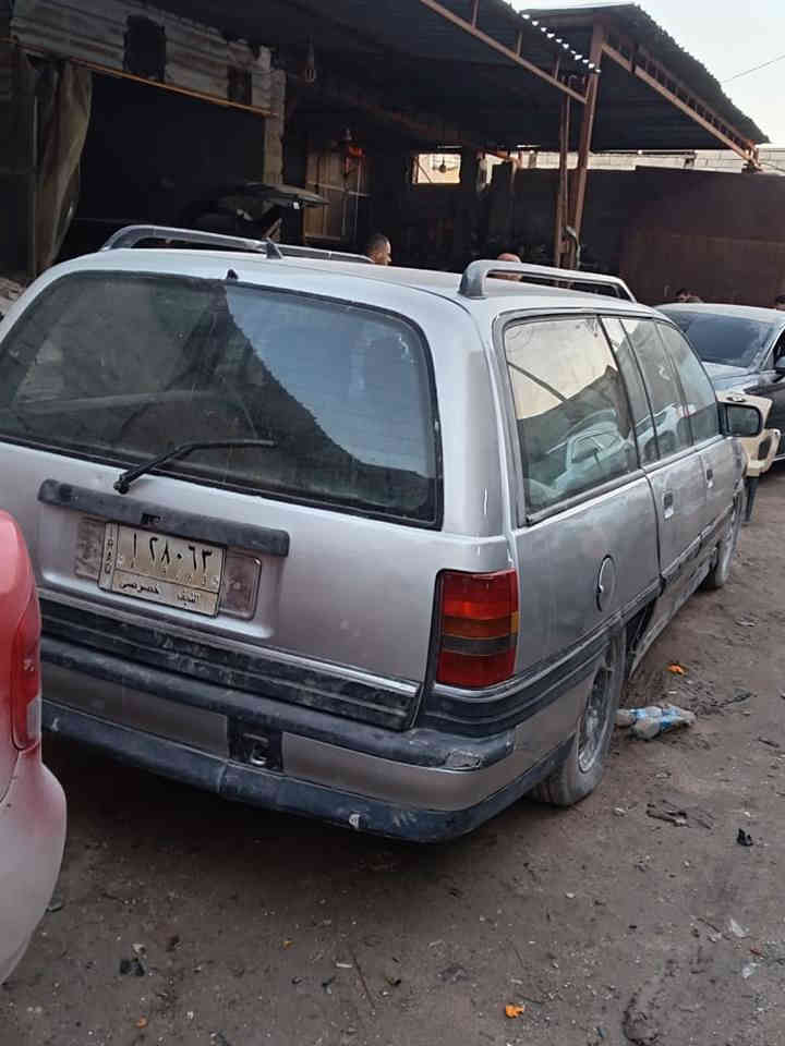 السلام عليكم
أوبل اوميكا موديل 1991
كير و مكينه نظيفات 
سمكره وصبغ جاهزه
سعره 22ورقه
 مكاني بابل -حله 
للاستفسار اكثر الاتصال بالرقم ***********
