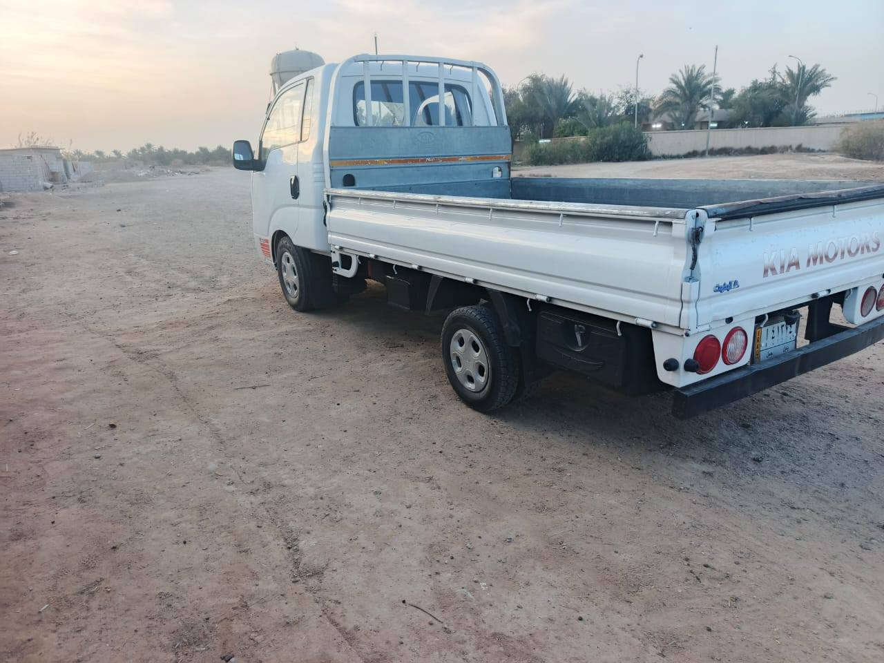 السلام عليكم مكلف بالنشر 
كيه حمل للبيع موديل 2016 مكفولة كفاله عامه سياره جاهزه من كلشي

كير محرك شاصي مكفول

تخم تايرات حداديه جديده كهربائيات كله شغاله

تدفئه تبريد ثلج

رقم بابل سنويه جديده ممشروع وطني

العنوان الديوانية

السعر 110 بيها مجال بسيط

للاتصال ***********
