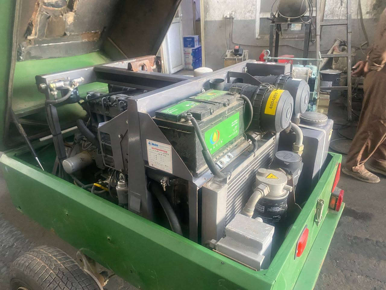 بـ35 ورقة ضاغط هواء متنقل اوروبي ساعات العمل 1126 ساعة فقط غير مشتغل بالعراق
من شركة اطلس كوبكو الاوروبية السعر 35 ورقة العنوان اربيل للأستفسار الإتصال على الرقم *********** يوجد توصيل لكافة المحافظات وبضمان
