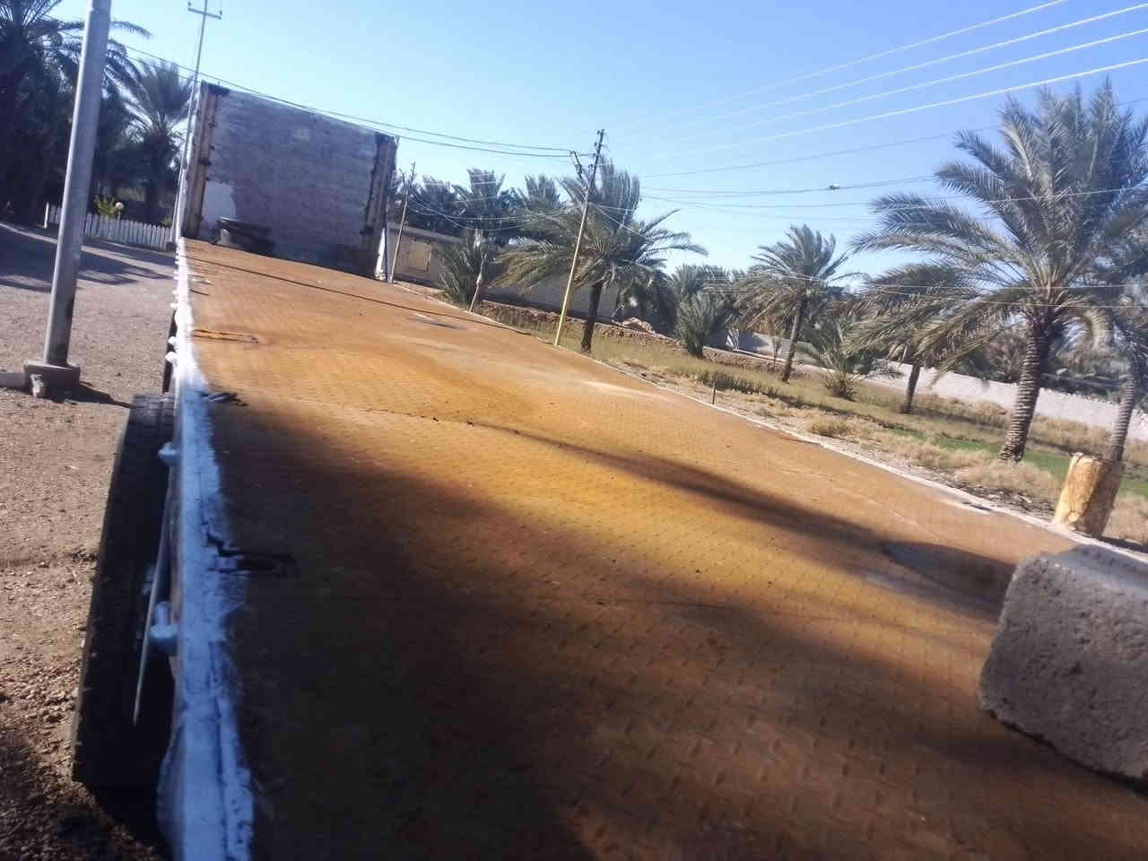 السلام عليكم عربانه للبيع الطول 13,60 دناكير ساف بنز مكاني الفلوجه رقم الهاتف ***********
