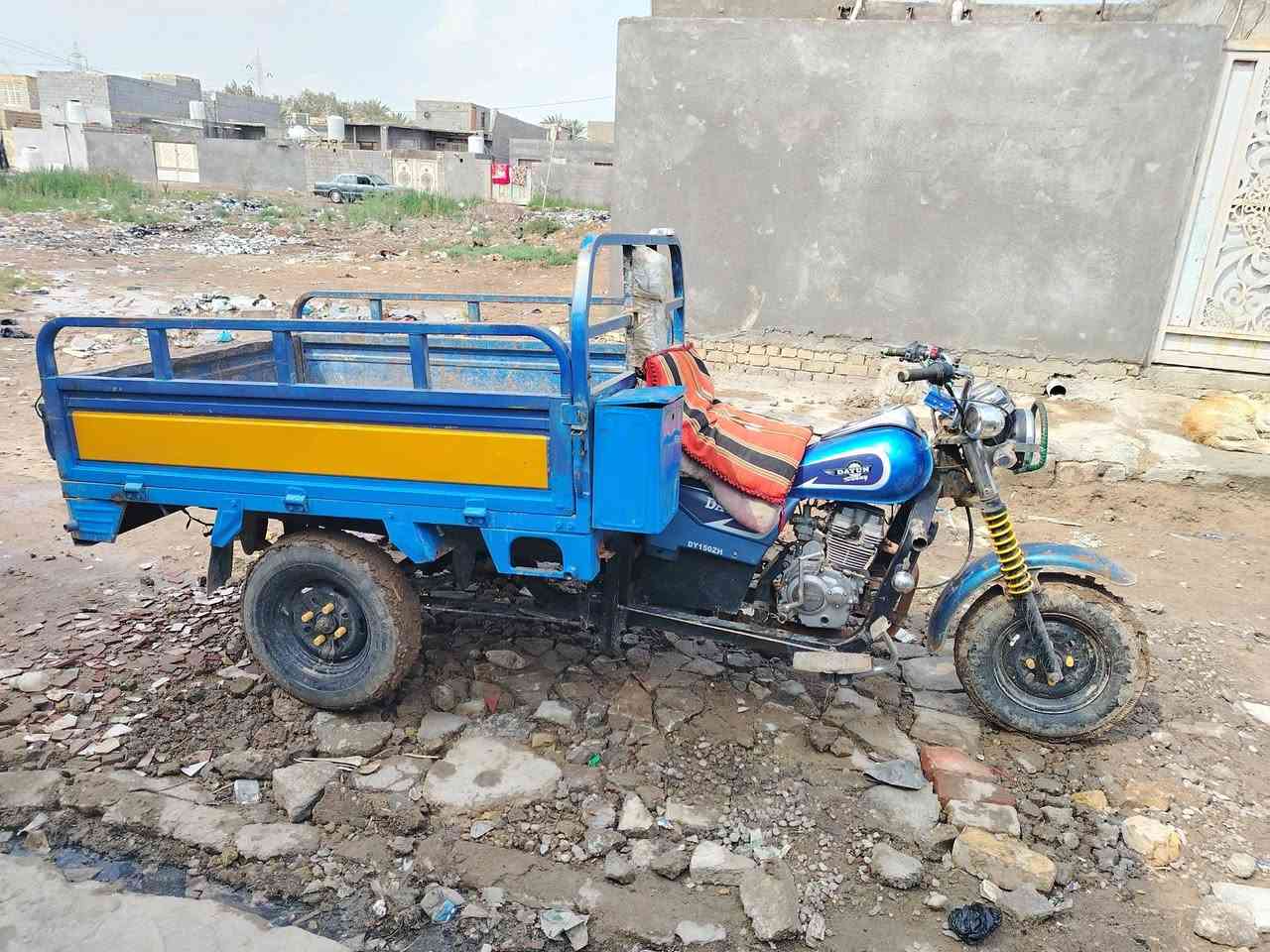 السلام عليكم ستوته للبيع 2016 سعر 1,200 وبيها مجال المكان الرفاعي الرقم ***********
