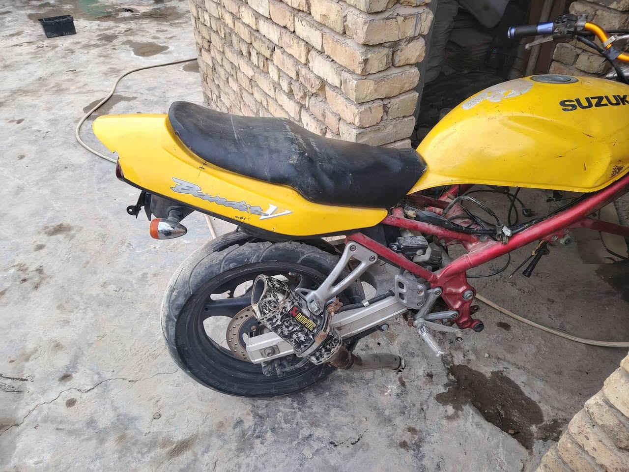 قراض بانده كرستال للبيع شاصي أوراق كمرك مدفوع +وياله وتوايرجدد +ضفيره+كويلات+صالنصه +دواسات +ذراع كير +تانكي وكشن او كفر للبيع وجاملق مكاني بغداد مدينه الصدر للاستفسار ***********
