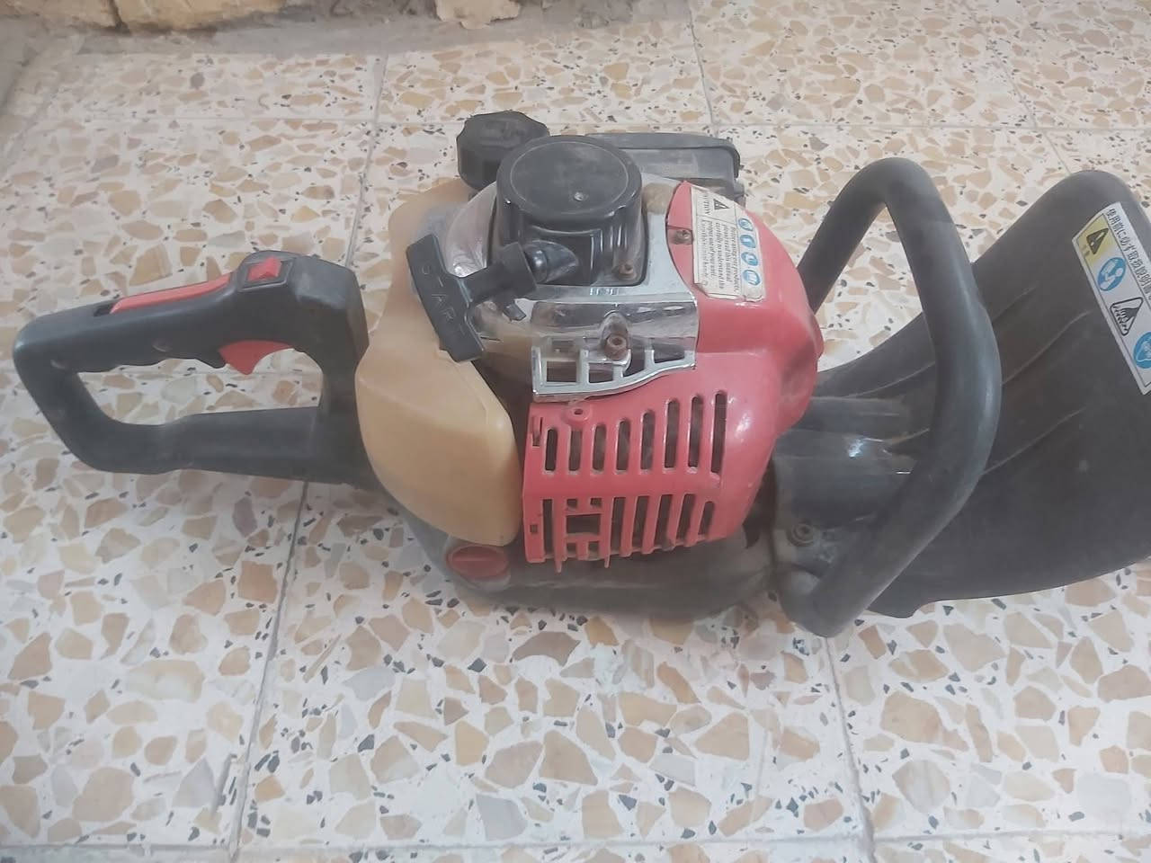 منشار مال تقليم الاشجار للبيع حجم صغير


**إذا كنت صاحب هذا الإعلان وتريد حذفه لأي سبب، رجاءا أرسل رسالة إلى الدعم الفني**