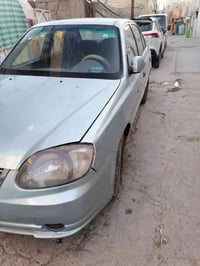 اكسنت فيرنه ٢٠٠٤ سياره كامله مكمله مكينه كير تخم تايرات جديد صدر امامي...