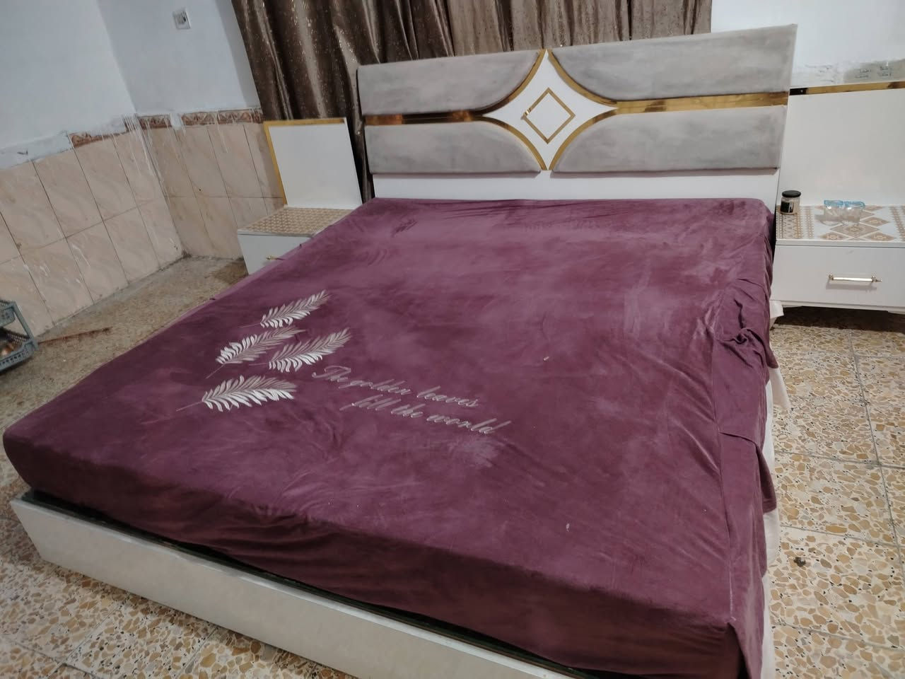 السلام عليكم
غرفه للبيع نضيفه كلش السعر
450 وبيها مجال العنوان بغداد مدينه الصدر
***********
