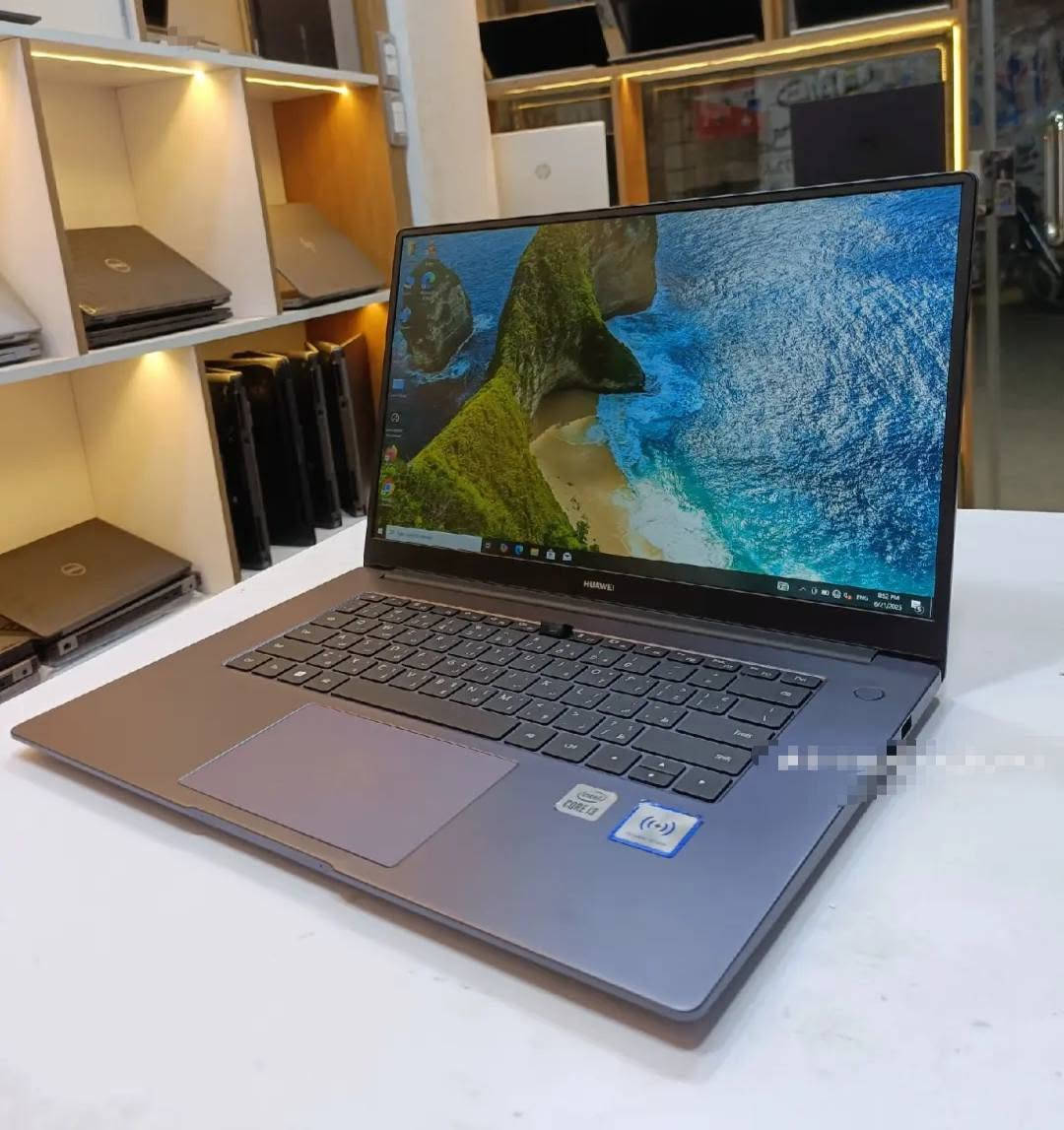 Huawei Matebook D15-i3-Intel® Core™ i3-10110U-8GB-256GB SSD-Intel® UHD Graphics-15.6 FHD-Win10
مناسب جدًا للعمل المكتبي والخزن،السعر 700 ألف دينار عراقي 

للتواصل واتساب فقط 
***********
