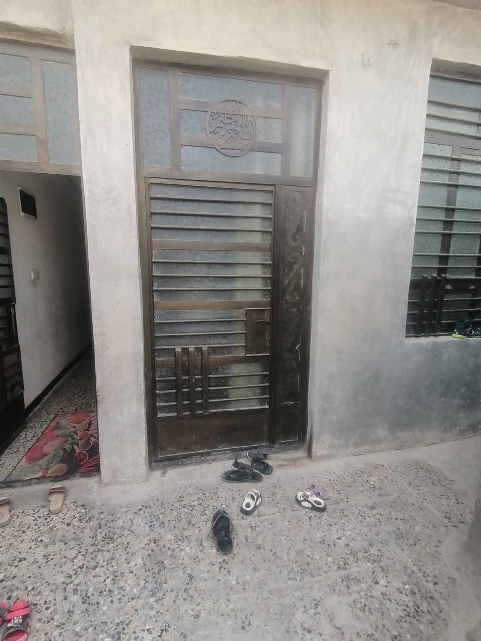 سلام عليكم بيت 100 متر طابقين زراعي سند ٢٥ بسمي حي لمهندسين لفرع لمولد قريب عل ابوعلي انشائيه كهرباء مي بلباب عله شارع رئيسي عرض 12متر        سعر 51)    *********** واتساب)لاقصاد ولامراوس   فقط بيع
