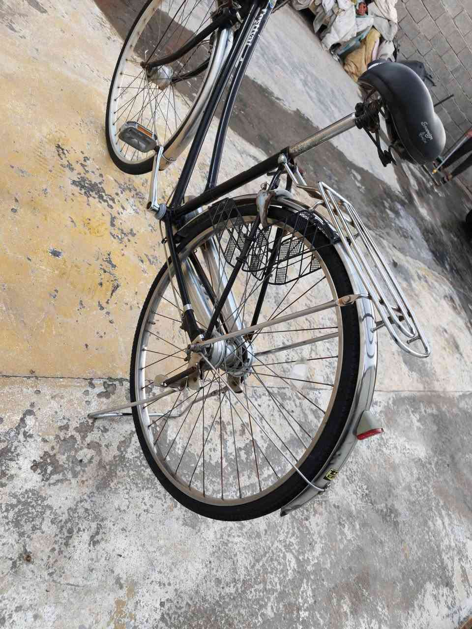 بايسكل حجم 27 نظافة فول رمبة ياباني
كلة شغال 3 نمر جرس لايت سلة كله كامل وجديد
مكاني بغداد الامين الثانية
***********
السعر 90 قفل
