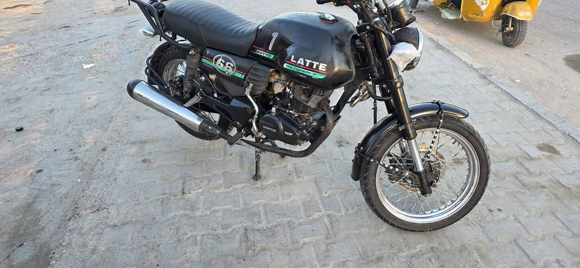 سلام عليكم شباب دراجه لايتي للبيع مديل 20 طالعه بل 21 اوراق اصولي دراجه مكفوله مكينه 200 مكاني كربلاء كنطره السلام سعر ب مليون وربع وبيه مجال ***********
