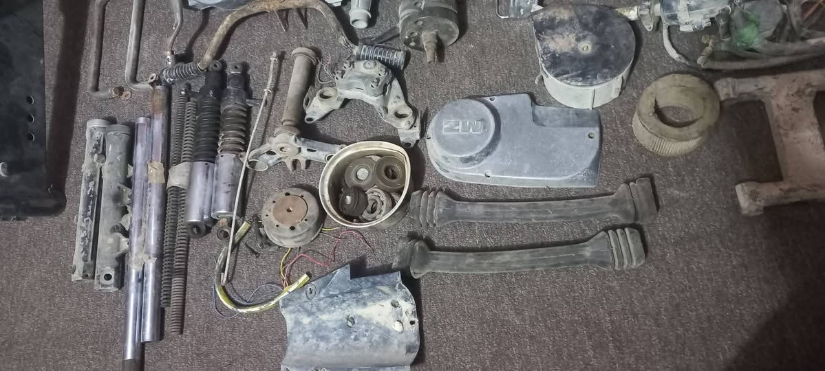 السلام عليكم ورحمة الله وبركاته امزت ألماني البيع كل غراضها موجوده الشرط شد وشغل بيع الغراض الكل بدون اجزاء الستفسار ‏‪***********‬‏
