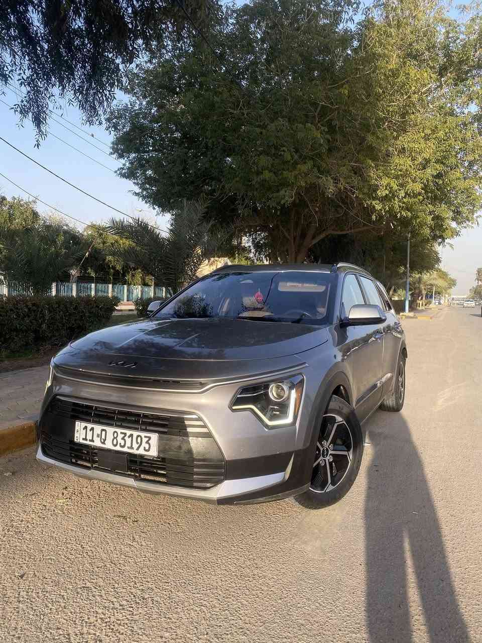 من رخصه لدمن 
كيا نيرو 2023
سياره بسمي 
مواصفاته معروفه  وجاهزه من كلشي 
سعره ١٣٣وبيه مجال قليل 
***********
