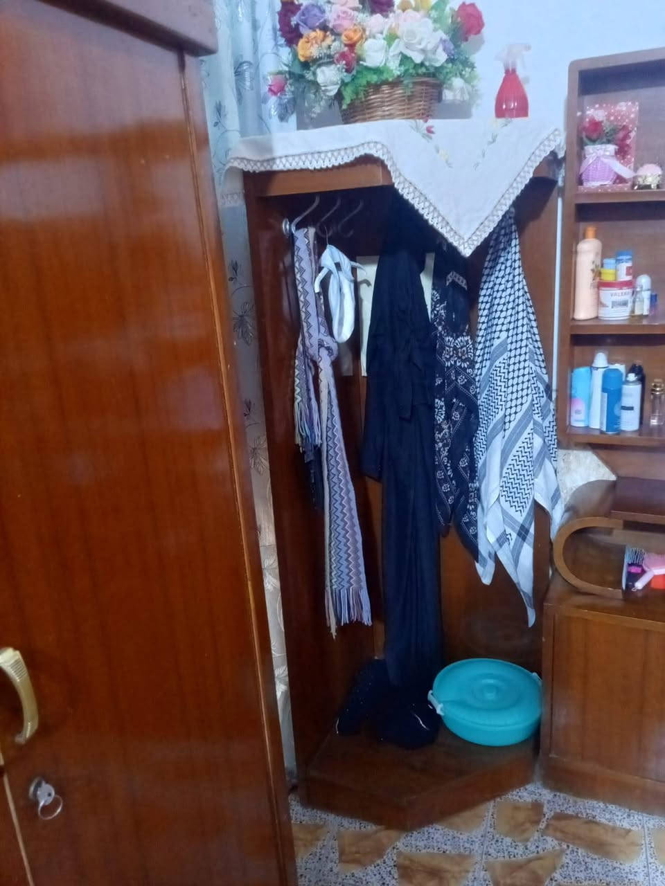 مكلف بل نشر 
غرفة نوم صاج عراقي نضافه فووول السعر 500

مراسله وتساب او اتصل علا الرقم ***********
