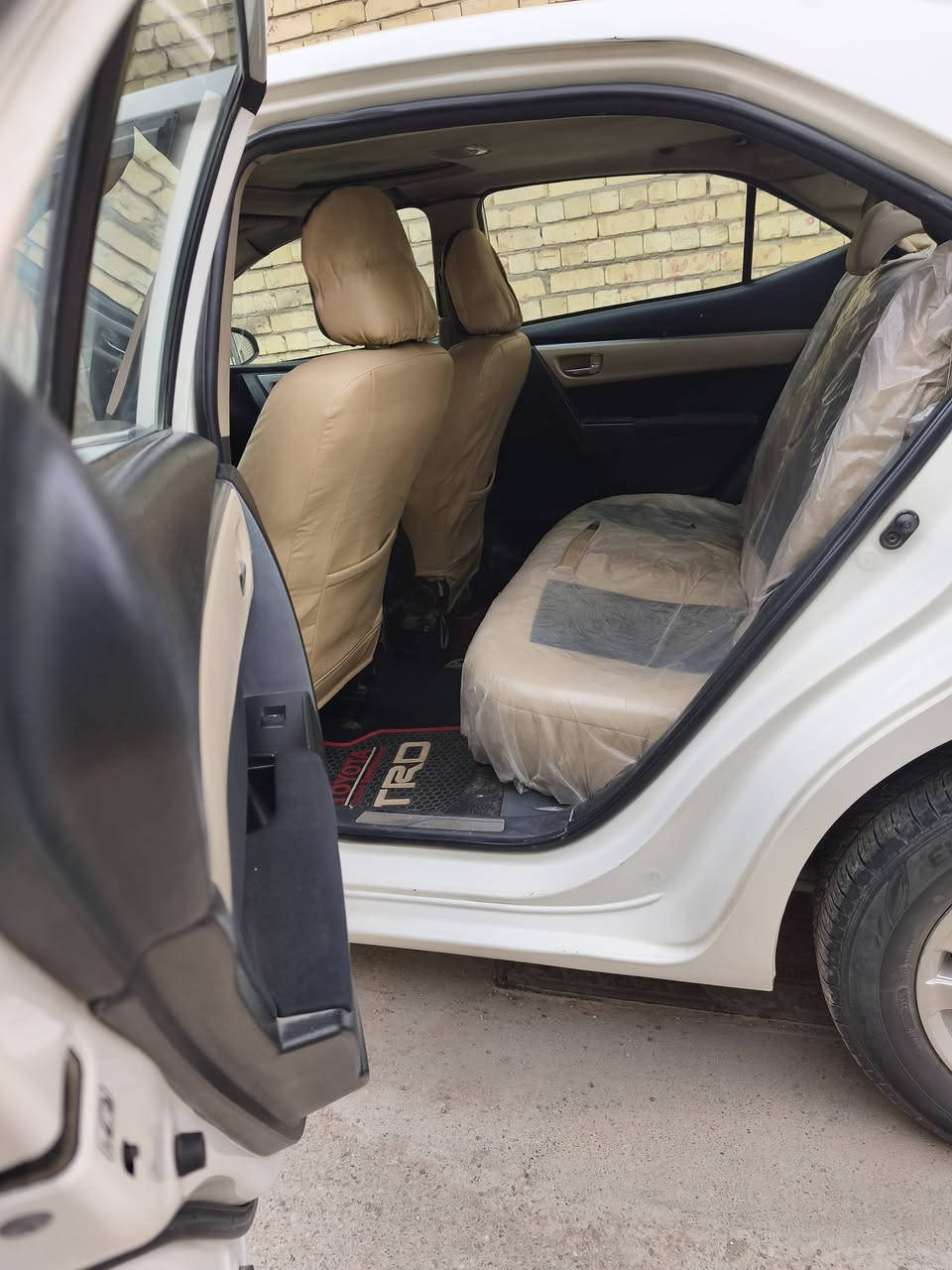 للبيع كورلا خليجي 2015 شركة ساز
محرك 2000 كير AT فول مواصفات 
رقم بغداد بأسمي 
مضروبة صفحه ومصلحة السونار مرفق مع الصور 
السعر 95 $  مكاني فلوجة 
للاستفسار الاتصال على الرقم 
***********
