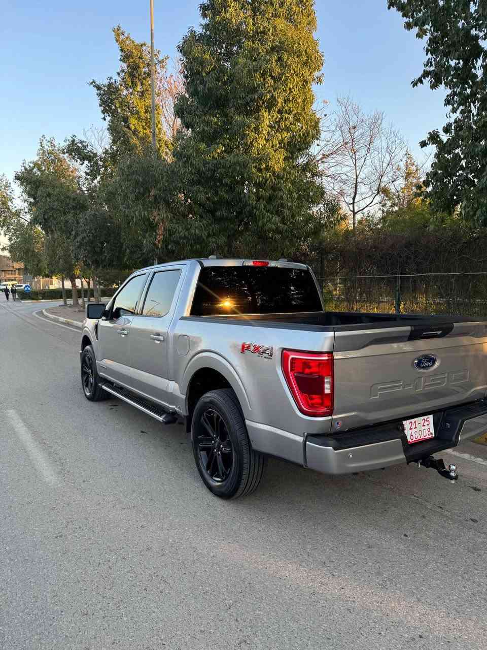 فورد f150 هايبريد ٢٠٢٣ مواصفات xlt دوو پارجه بوياخى هه يه جاملخ و بونيت بي شانسى ئيرباك سوكان سيسته مه ٨٠ هه زرار روشتوه يه ك دينار مه سروفى تيدا نيه ساردوو شوختيش به شه رت ***********  نرخى ٢٨٩ وه ره قه أربيل, العراق
