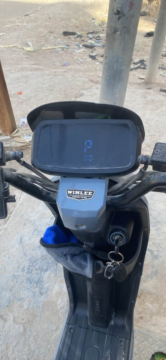 الدراجه فقط مراوس حسب القناعه *********** Singapore
