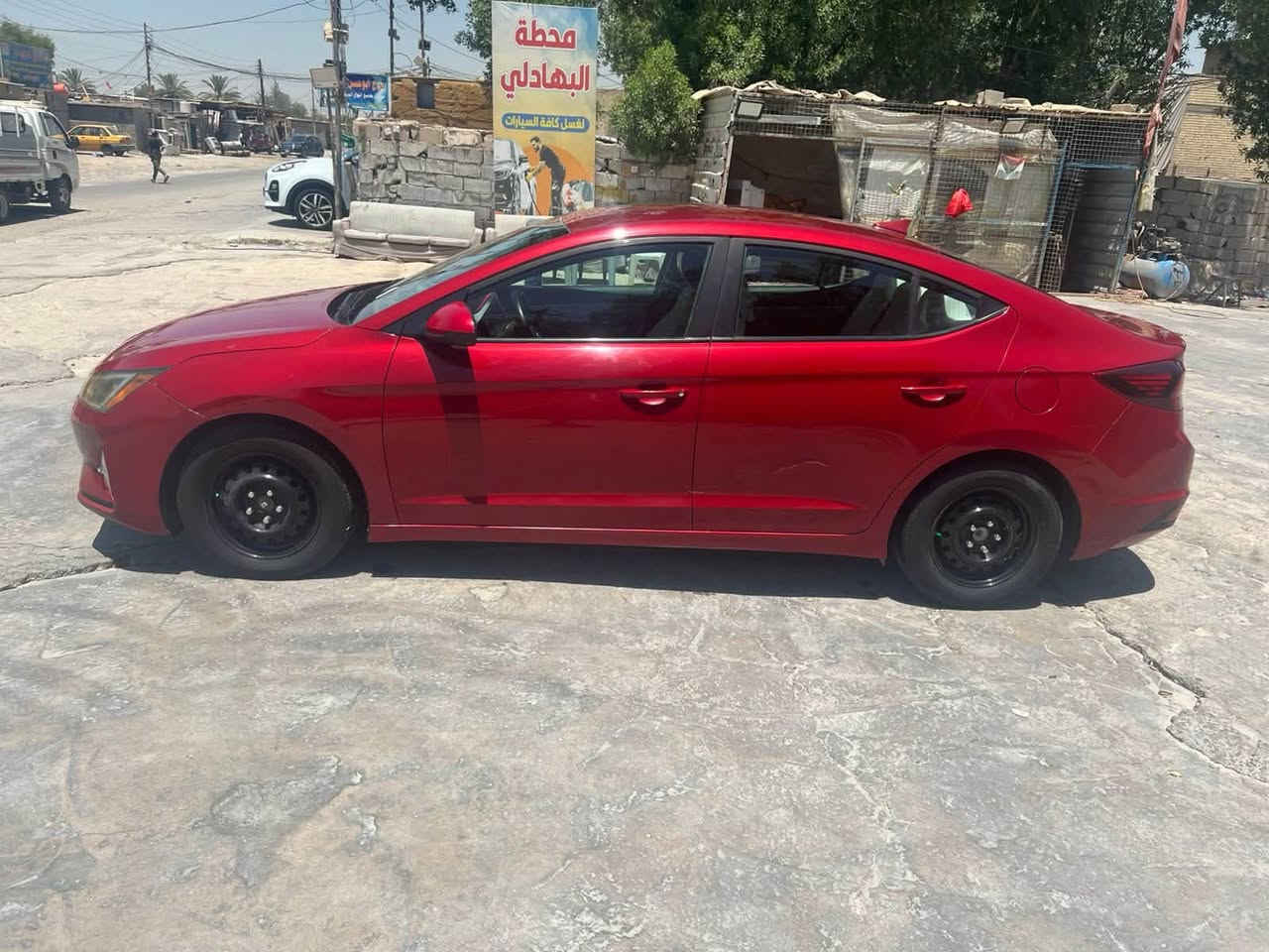 سلام عليكم النترا موديل 19امريكي حادثها ربع جاملغ وبنيد بدون دواخل سياره جديده ماشيه 94مابيها اي نقص كير اي تي بلاد مكينه 2000دوش سياره مابيها اي نقص جاهزه من كلشي سنويه بسمي مكاني بغداد هزه جديده السعر 120اتصال ع رقم ***********
