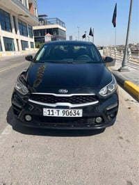 كيا سيراتو خليجي2019سياره جديده مال بيت وبسمي بيه فقط الباب ساايق مصبو...