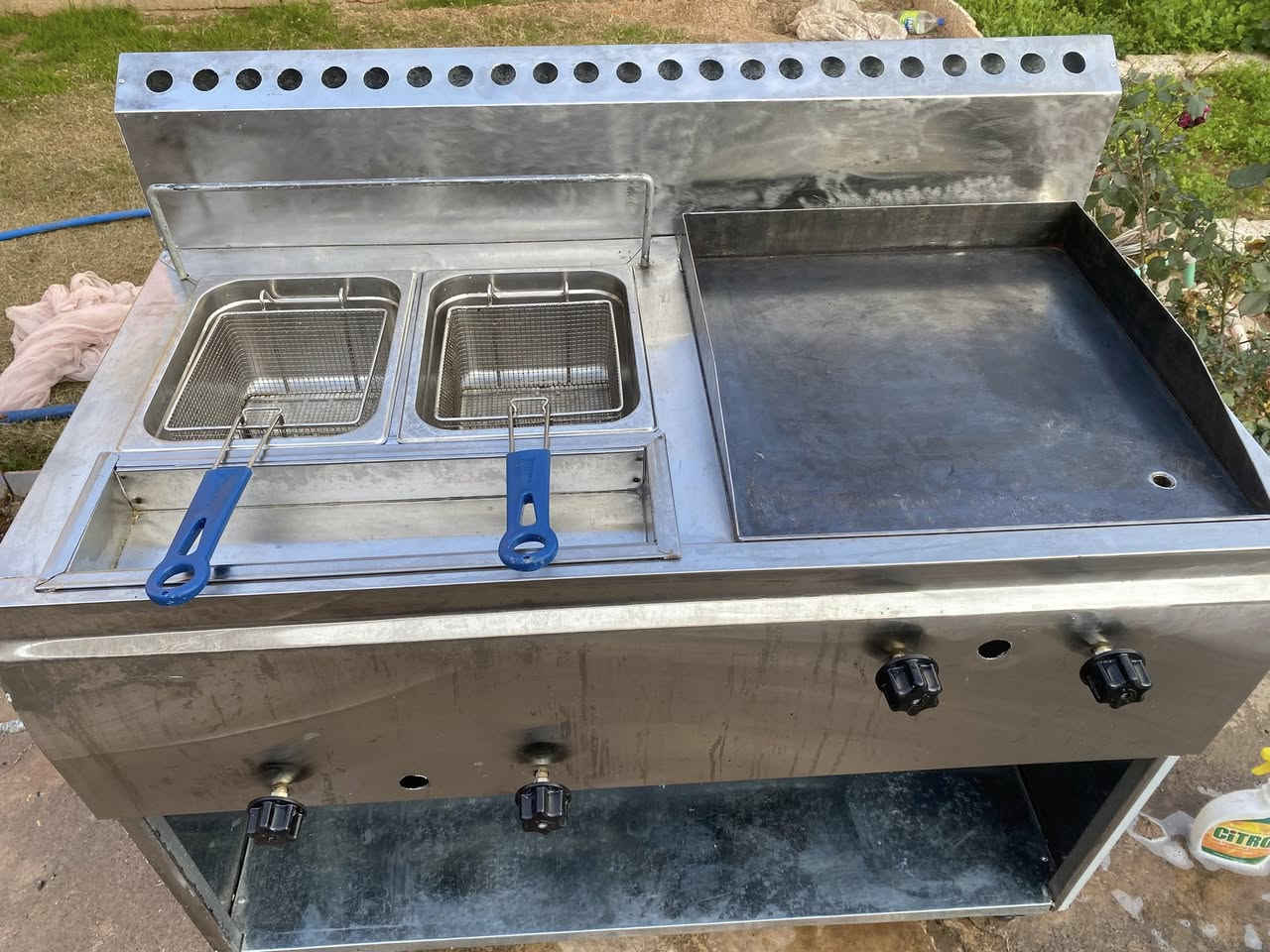 قلايةاخو جديد وحديد ثقيل مفصل فصال  للبيع يفيد مطاعم سعره ٢٥٠/الف موجود بالموصل


**إذا كنت صاحب هذا الإعلان وتريد حذفه لأي سبب، رجاءا أرسل رسالة إلى الدعم الفني**