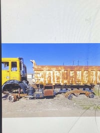 لوري للبيع فحم أبيع ٠٧٧١١٢١٧٤٤٣