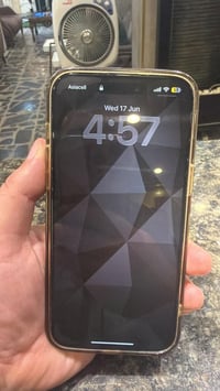 ايفون 14 برو ماكس للبيع بطارية 87‎%‎نظيف غراضه كامله 07707983037 مكاني...