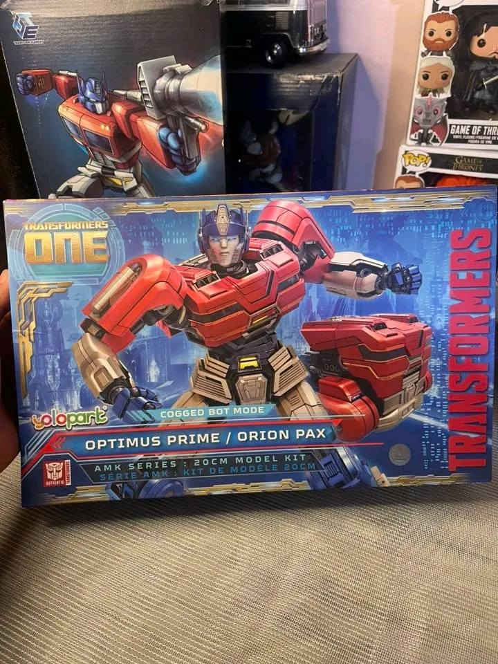 شخصية اوبتيموس برايم 
نسخة فيلم ترانسفورمرز وان


**إذا كنت صاحب هذا الإعلان وتريد حذفه لأي سبب، رجاءا أرسل رسالة إلى الدعم الفني**