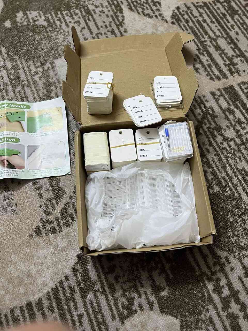 سلام عليكم عندي هاذا الجهاز يصير اسوي انت علامة او لوكو خاص بيك بل ملابس بي كارتات هواي بعد اكو جوى ولاستيكات هم مكاني بغداد حي اور 
مال امزون اصلي وشغله مرتبه وسعره مناسب 
رقمي ***********
