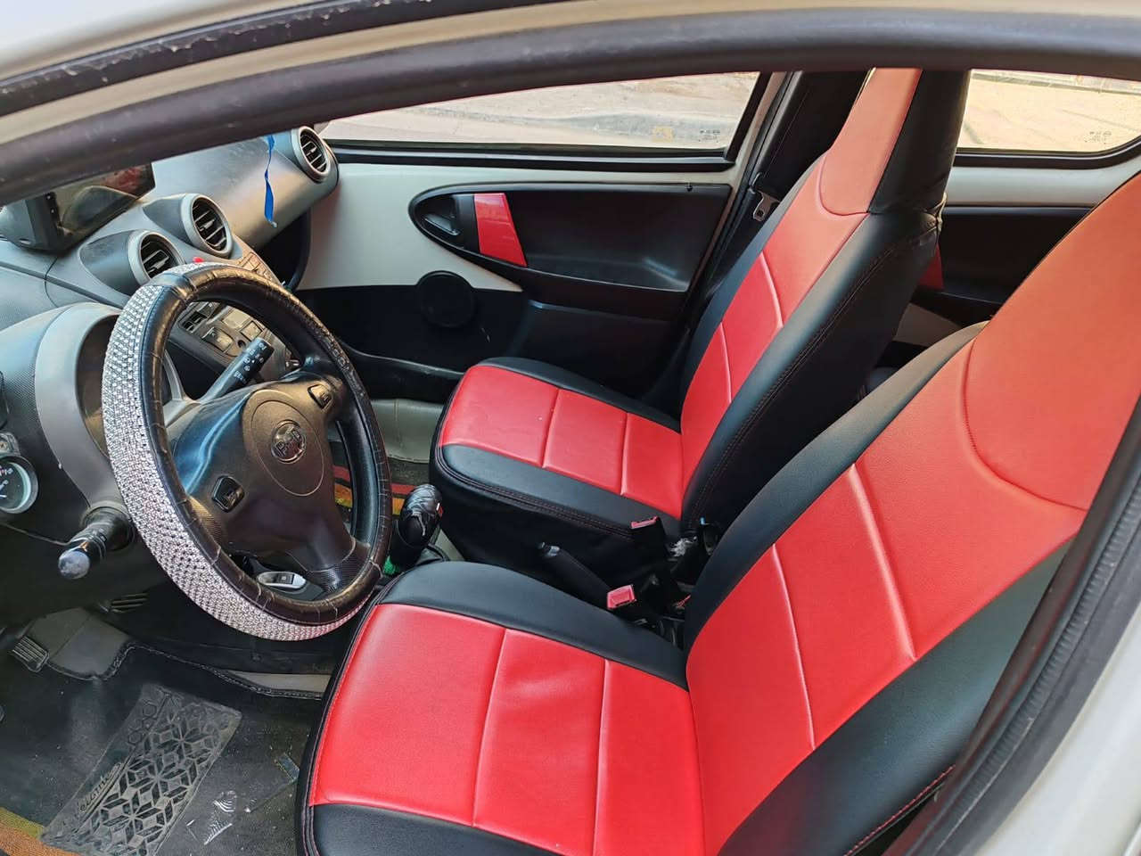 اللون ابيض
موديل ٢٠١٣
كير اوتو
جام امامي كهرباء
بور سيترن
تبريد
داخل جلد
شاشة وكاميرا
رقم بغداد مشروع وطني 
باسمي السعر ٤٠ ورقه
*********** واتس
*********** رصيد
