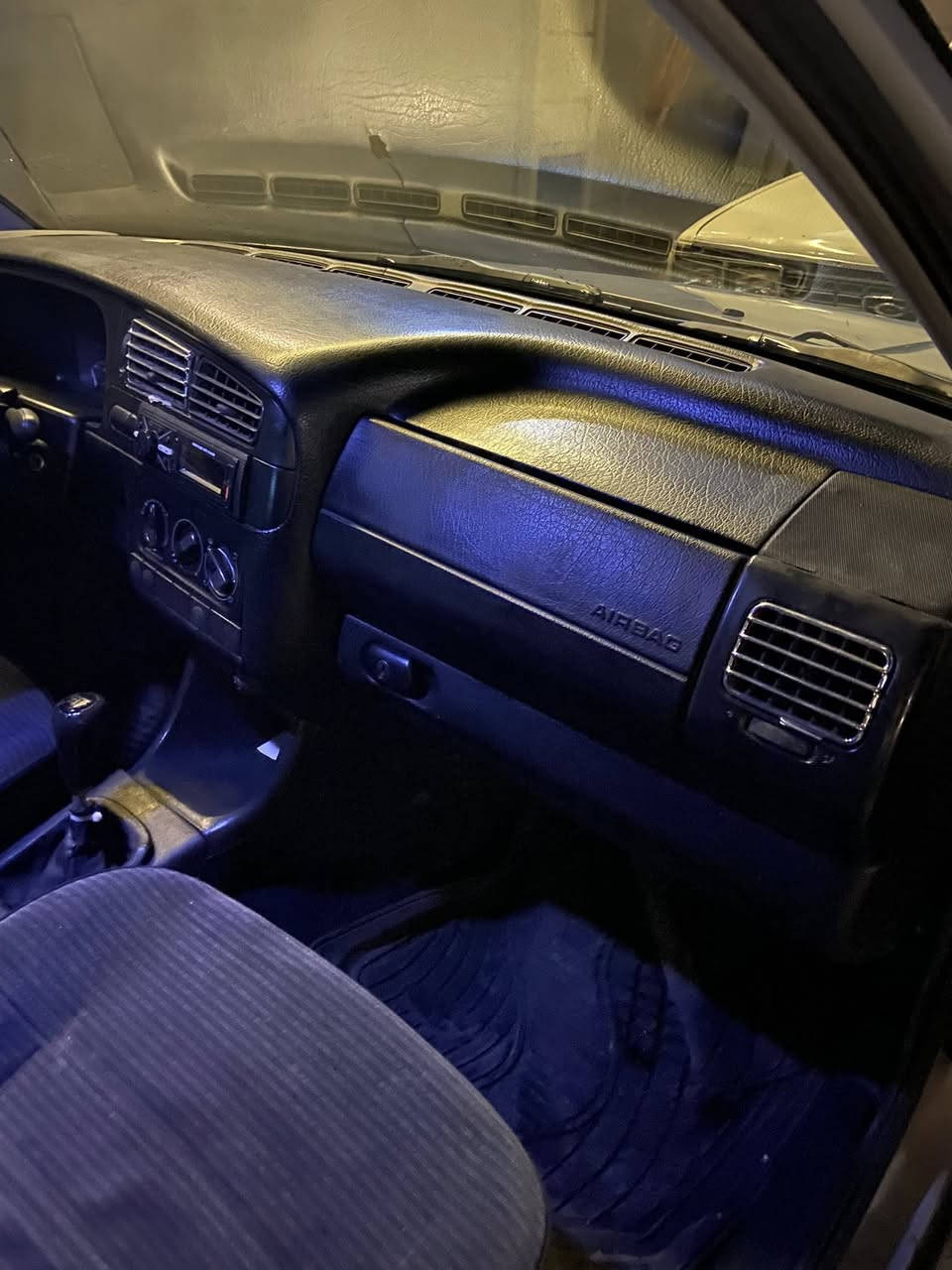 السلام عليكم
كولف نفخ موديل 1992

صبغ ثلاث قطع 

محرك كير جديد 

تبريدشغال 

العنوان موصل ايسر 

السعر 50 وبيها مجال 

للاستفسار اتصل ***********

***********
