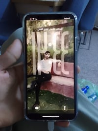 لبيع 11bro max ذاكره ٢٥٦ بطاريه ٩٣ سعر ٢٢٥ مكاني بغداد  07710771646 وا...