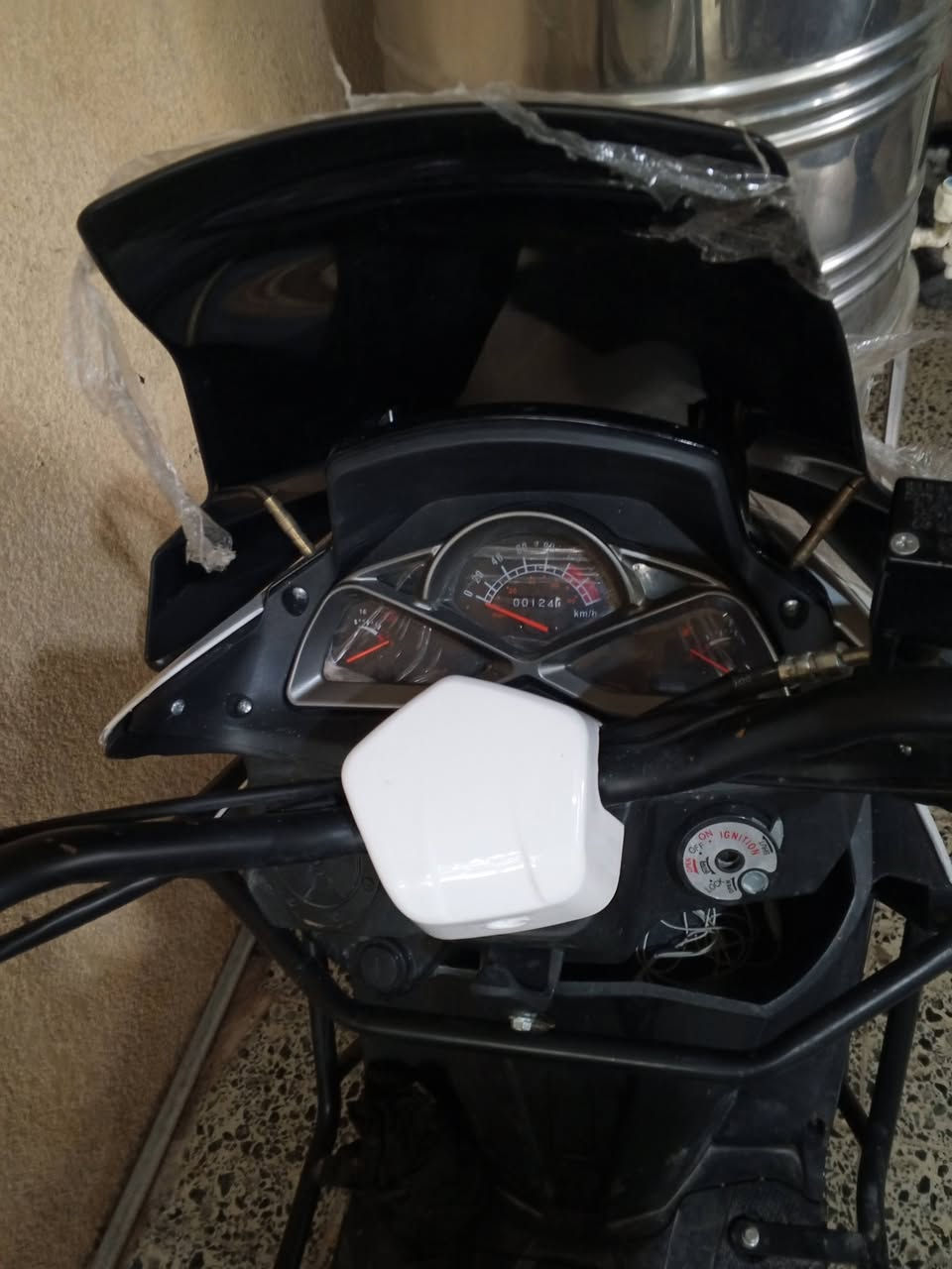 سلام عليكم دراجه  سترونك موديل 23  ماشيه قليل للبيع السعر 900 وبي مجال  المكان بعقوبة كاطون الرازي ***********
